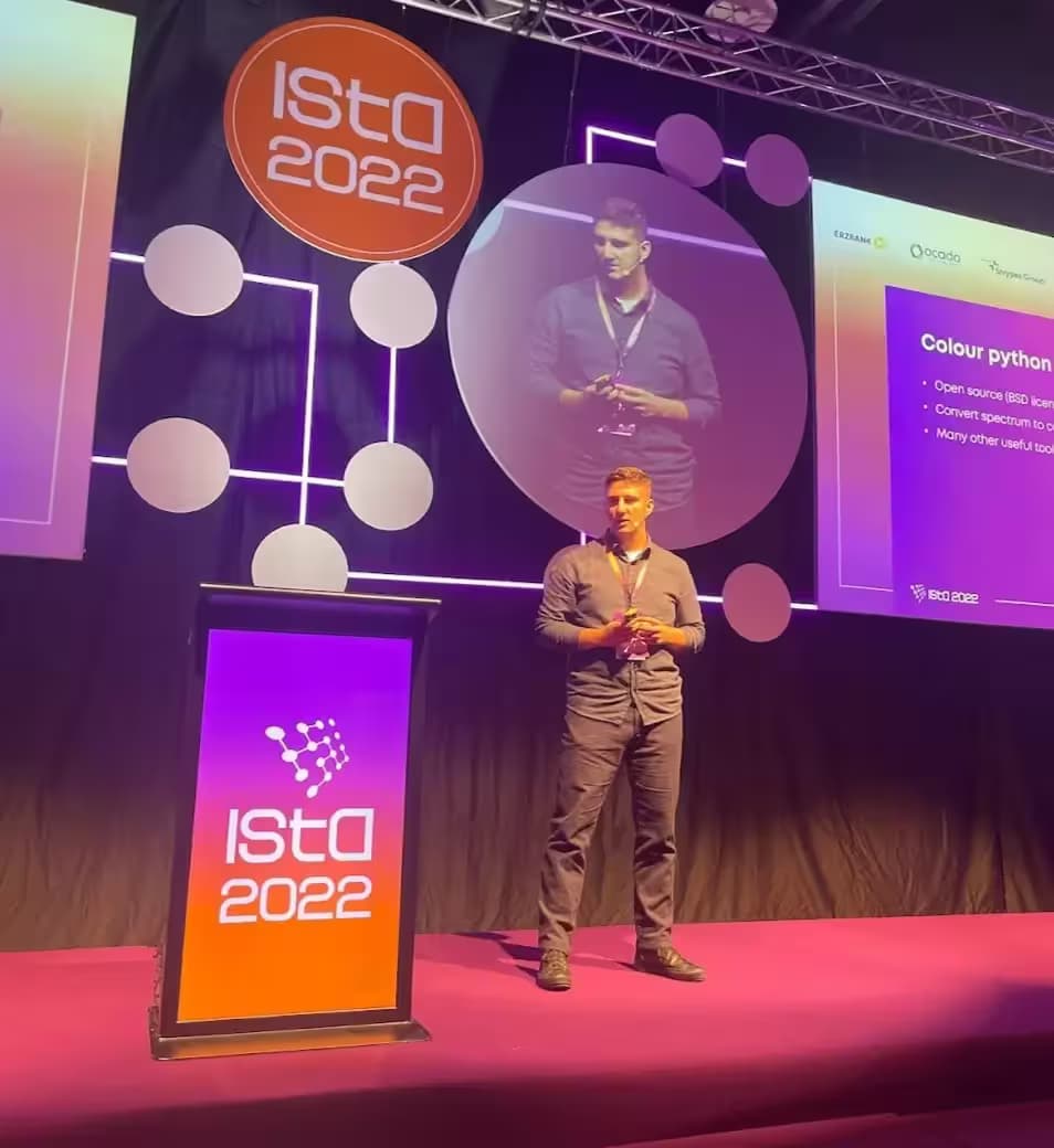 Георги Генчев като лектор на ISTA Conference 2022